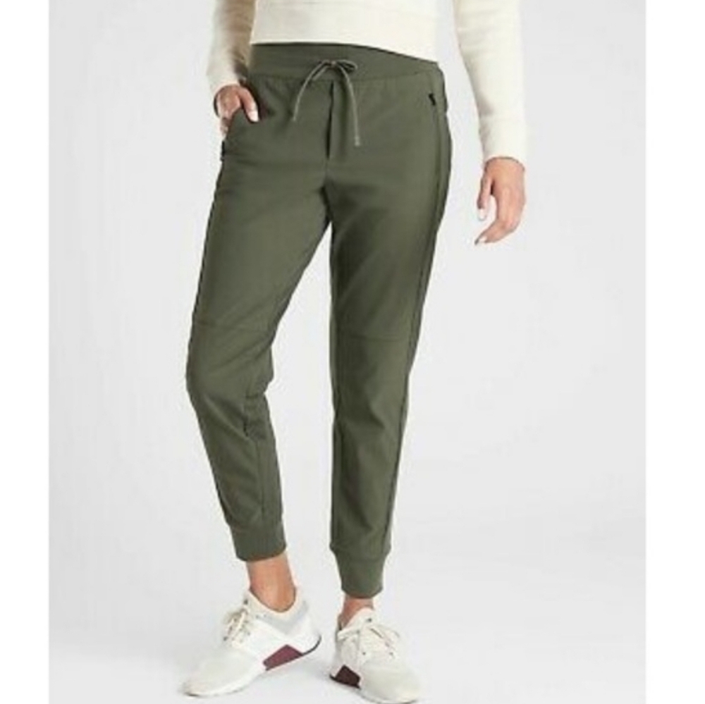 Athleta Headlands Hybrid Trek Jogger Women's Size 8
